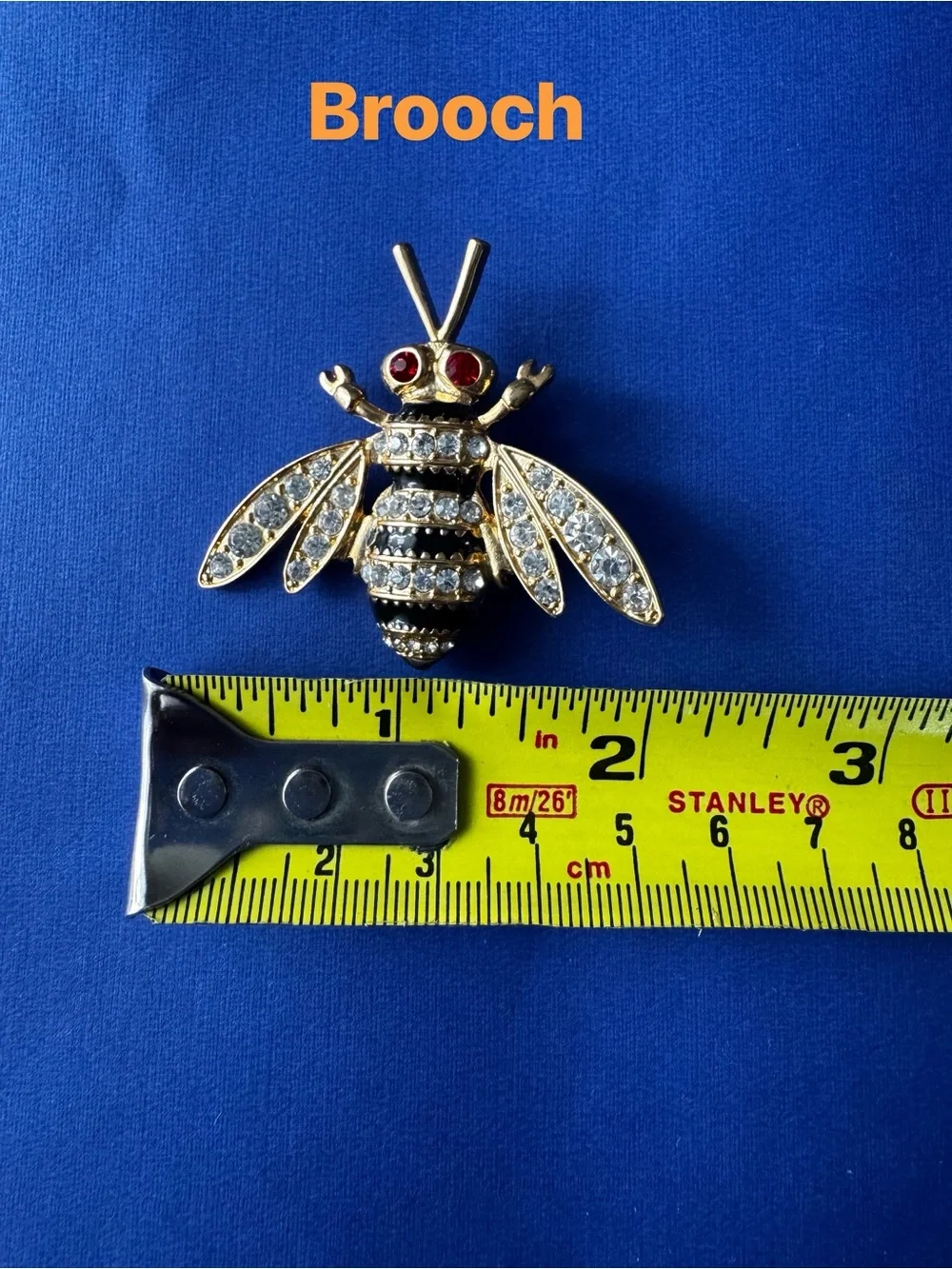 Art Bee Brooch & Matching Pierced Earrings Set